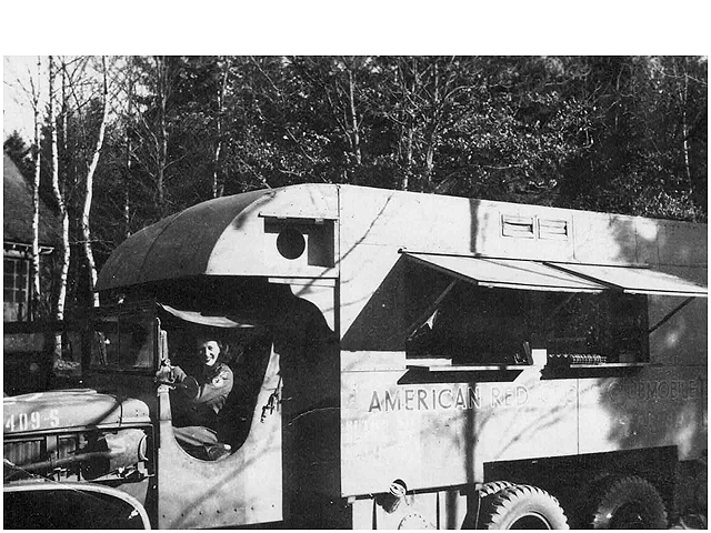 A.R.C. 3rd Division Clubmobile