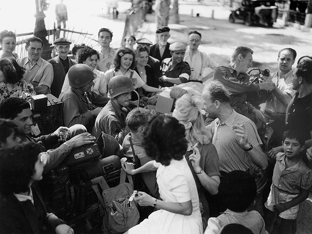 Aix-en-Provence 1944 - U.S. 3rd Infantry Division Photography WWII