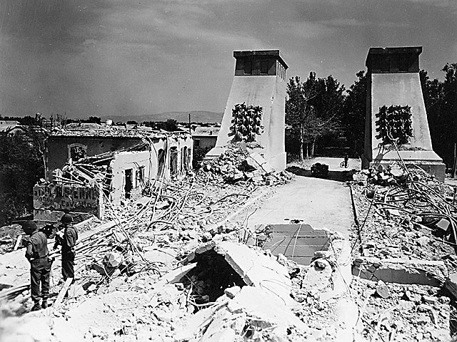 Cavaillon 1944 - U.S. 3rd Infantry Division Photography WWII