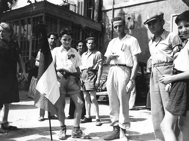 Carpentras 1944 - U.S. 3rd Infantry Division Photography WWII
