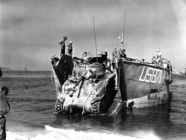Yellow Beach - Bay of Pampelonne 1944 - Operation Dragoon - U.S. 3rd Infantry Division WWII