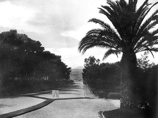 USRRA WWII - Hotel du Cap-Eden-Roc on the French Riviera 1945