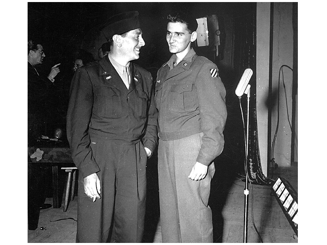 Eddie Hausner - NY Times Photographer - Reginald Gardiner - Information Please - Kassel 1945
