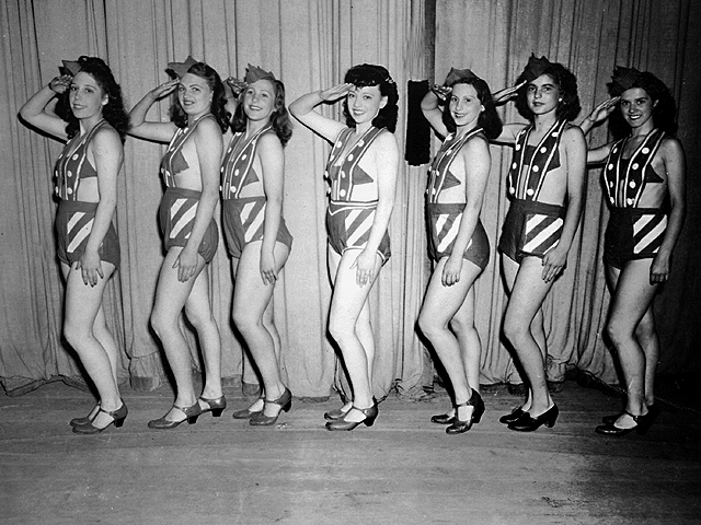 USO Performers in 3rd Division Outfits - Salzburg 1945