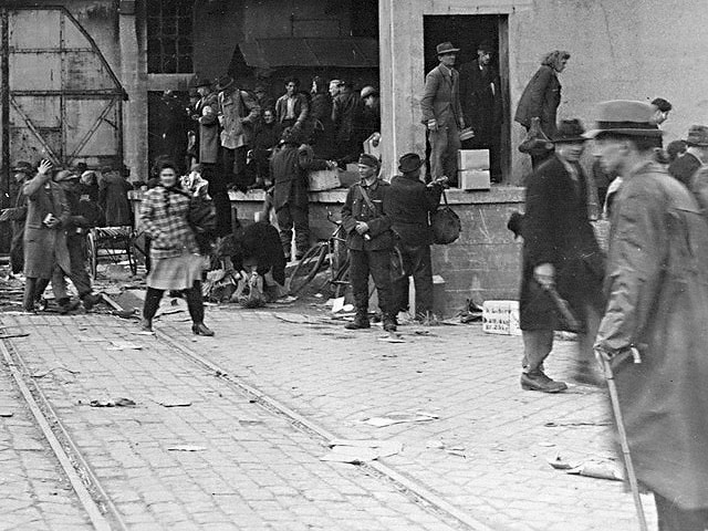 Munich, Germany 1945 - U.S. 3rd Infantry Division Photography WWII