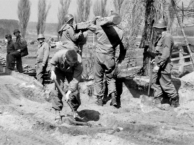 Obertheres 1945 - U.S. 3rd Infantry Division Photography WWII