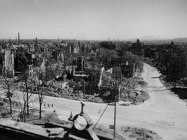 Nuremberg, Germany 1945 - U.S. 3rd Infantry Division Photography WWII