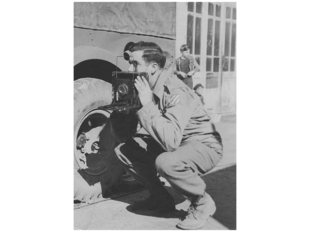 Bill Toomey and Speed Graphic PH-47 in Reniremont, France 1944 - 3rd Signal Co. - 3rd Infantry Division WWII