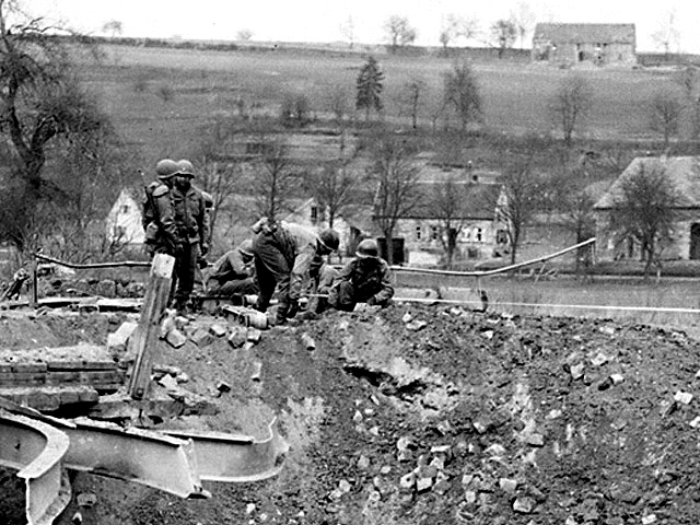 Hornbach - 1945 - U.S. 3rd Infantry Division Photography WWII