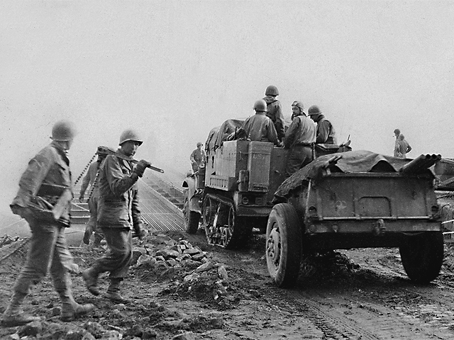 Worth River Crossing 1945 - U.S. 3rd Infantry Division WWII