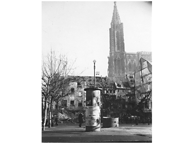 Cathedrale Notre-Dame Stasbourg 1944 - U.S. 3rd Infantry Division Photography WWII