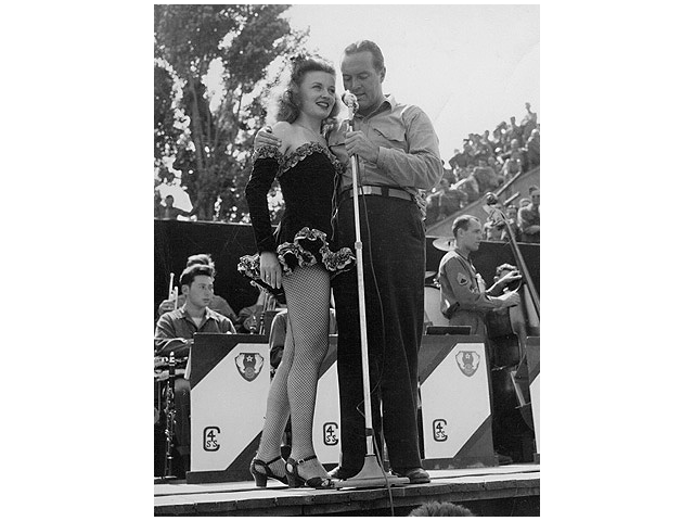USO - Bob Hope - Fritzlar Germany - July 26, 1945
