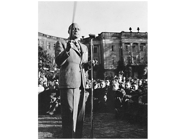 USO - Jack Benny - Kassel, Germany 1945