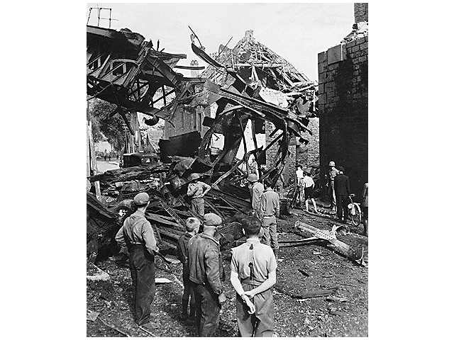 Besancon 1944 - U.S. 3rd Infantry Division Photography WWII