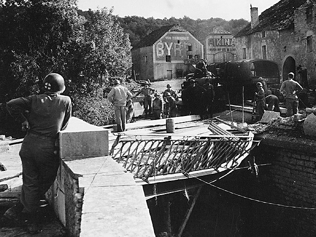 Calmoutier 1944 - U.S. 3rd Infantry Division Photography WWII
